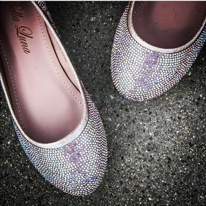 Bella Luna Multi Rhinestone Embellished Round Flat